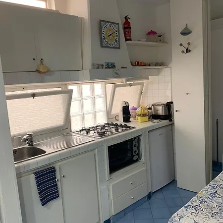 Apartment La Casetta In Piazzetta Capri